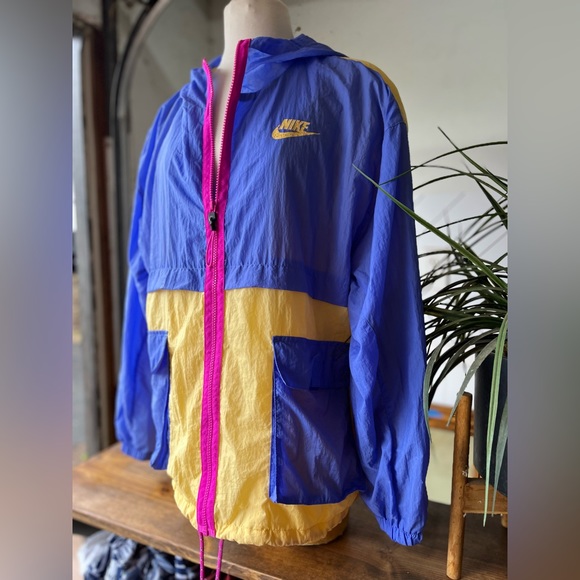 Nike Sportswear Icon Retro Clash Woven Windbreaker Jacket Purple / Yellow - Picture 9 of 14